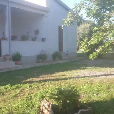 Loc.medau Mannu Kır Evi Iglesias